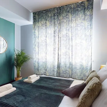 Szewska 72 - Tectum 4*