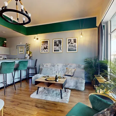 Apart-hotel Szewska 72 - Tectum 4*