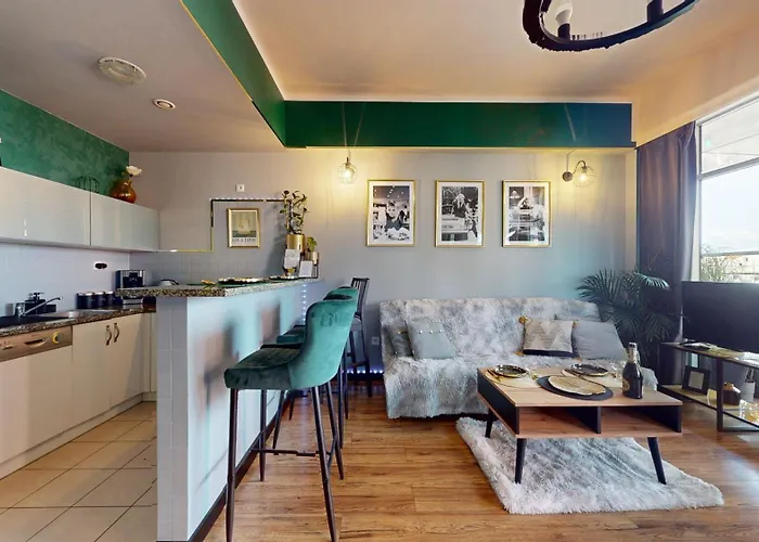 Szewska 72 - Tectum 4*